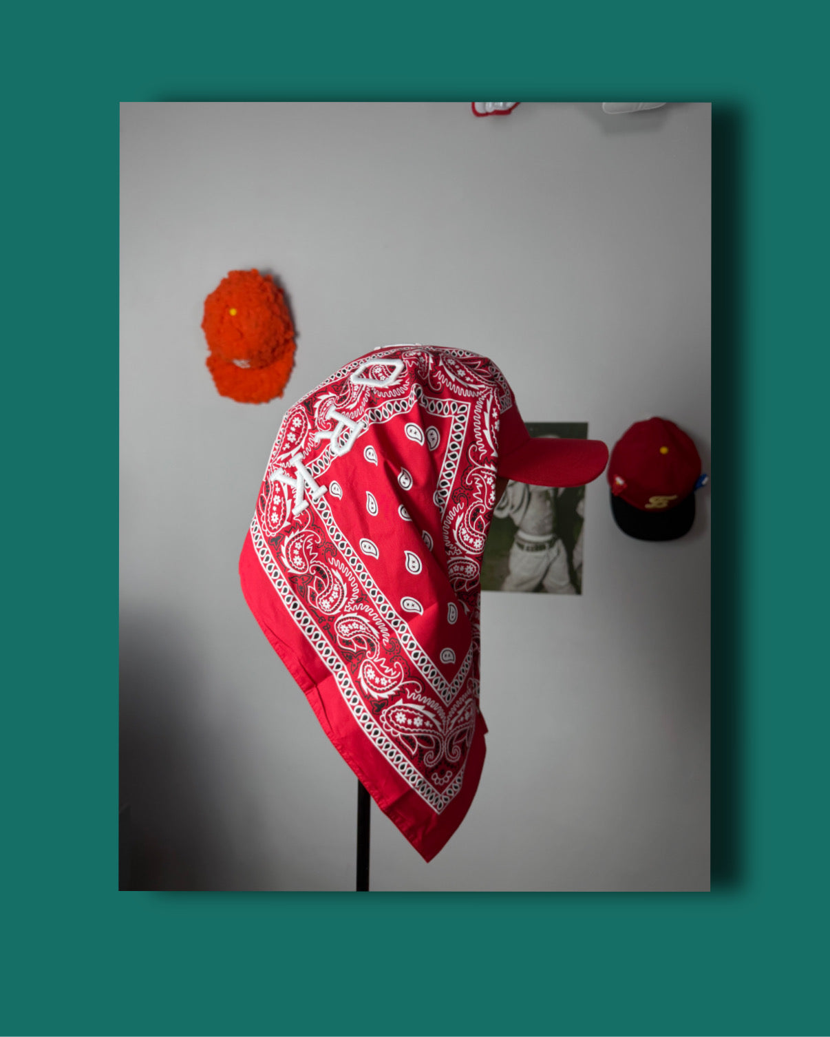 Cappello con bandana